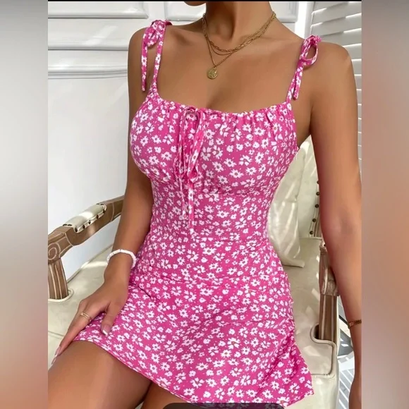 Dresses Nwot Pinkwhite Floral Spaghetti Strap Short Lightweight